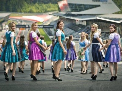 Formula Unas im Dirndl
