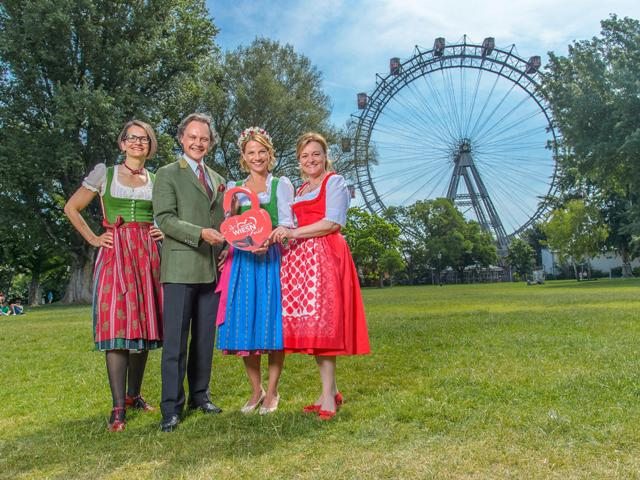 Trachtenbotschafterin Kristina Sprenger, Birgit Indra, Claudia Wiesner