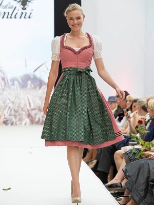 Gipfeltreffen Der Tracht Im M32. Foto: Andreas Kolarik, 18.07.17