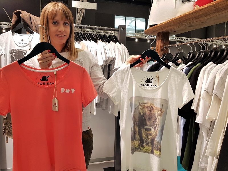 Vronikaa T-Shirts